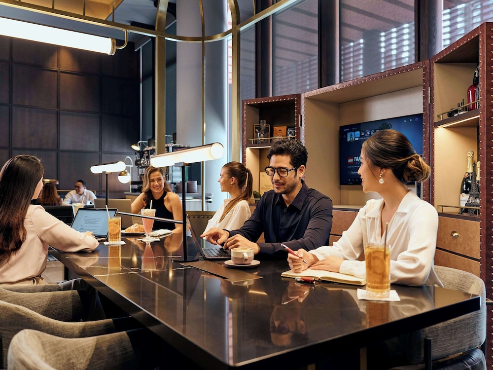 Pullman Singapore Hill Street