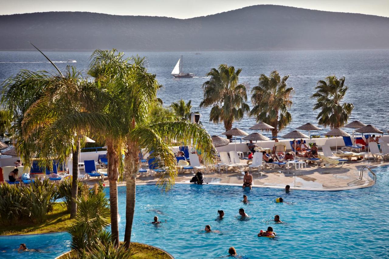 Bodrum Holiday Resort and Spa