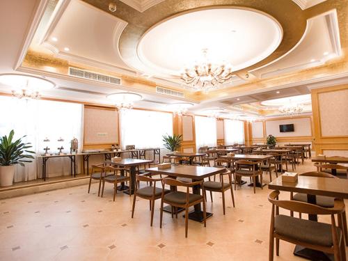 Vienna International South Railway Station