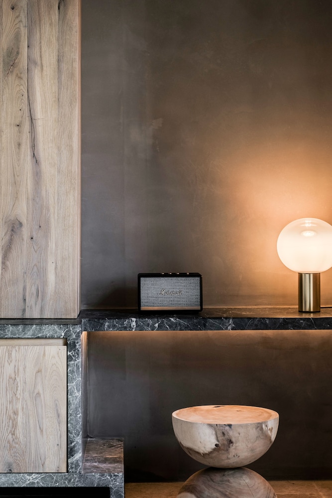 Acro Suites A Wellbeing Resort