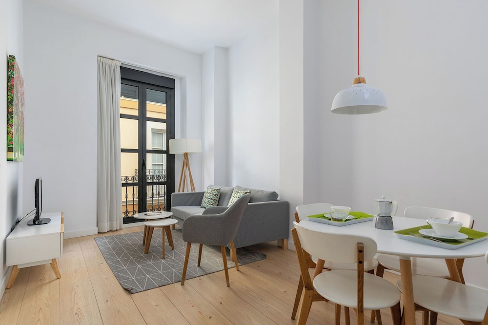 Holiday Rentals Tempa Museo