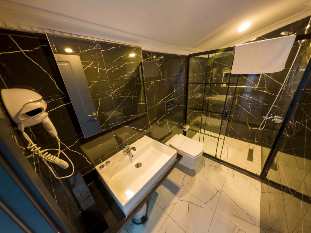 Istanbul Airport Express Plus Hotel