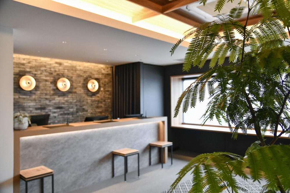 Vessel Inn Keisei Tsudanuma Ekimae