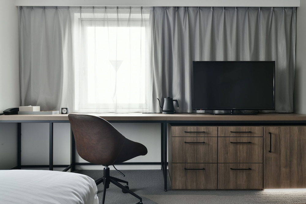 Vessel Inn Keisei Tsudanuma Ekimae