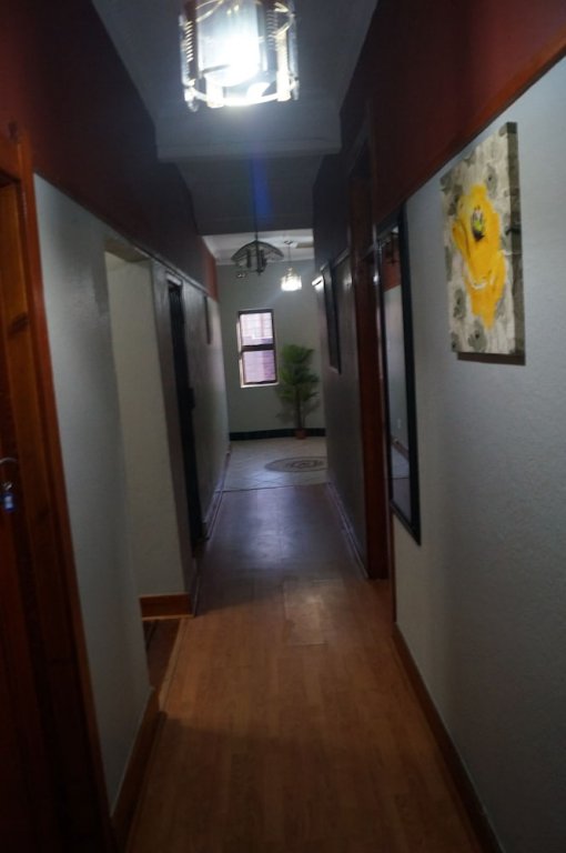 Miraton Eastgate Suites