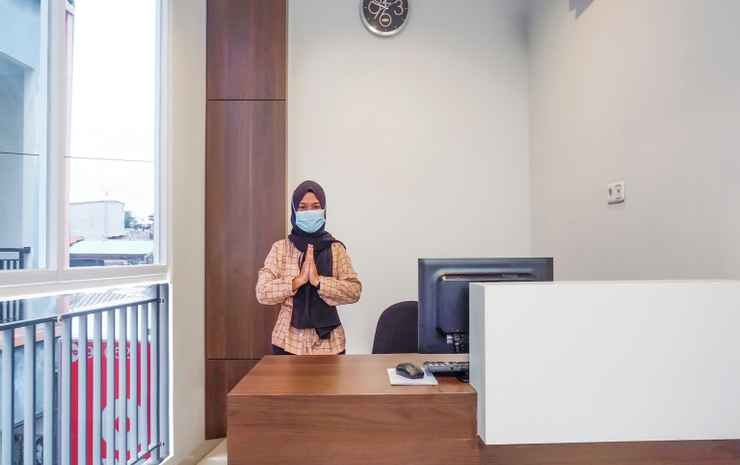 Oyo 90115 Near Pasar Baru