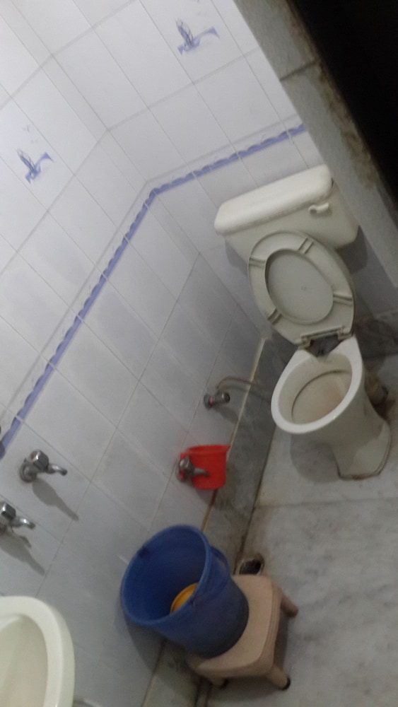 OYO Flagship 80289 Hotel Neha Inn