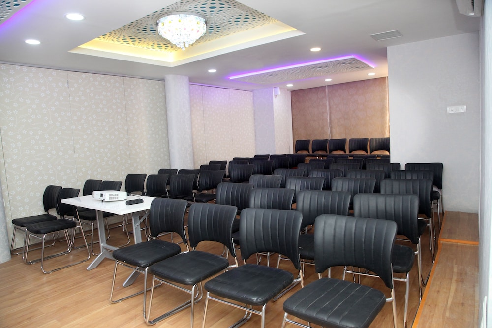 Aboo's Hotel Concord Galaxy