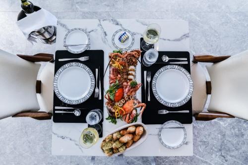 Regal Reseau Hotel & Spa