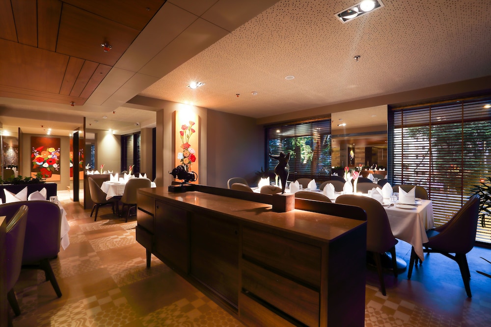 The Grandeur Boutique Hotel