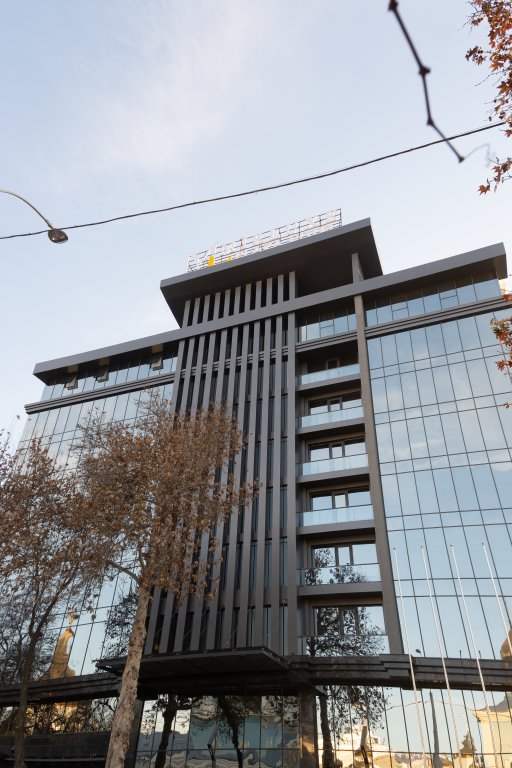 Mir Luxe Plaza Hotel