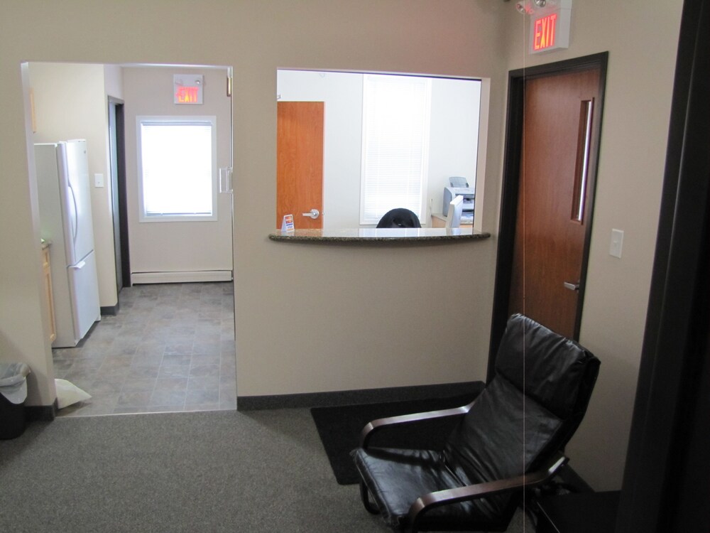 Nettys Nest Visitor Lodge