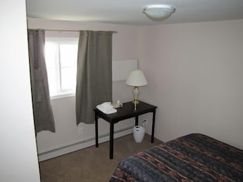 Nettys Nest Visitor Lodge