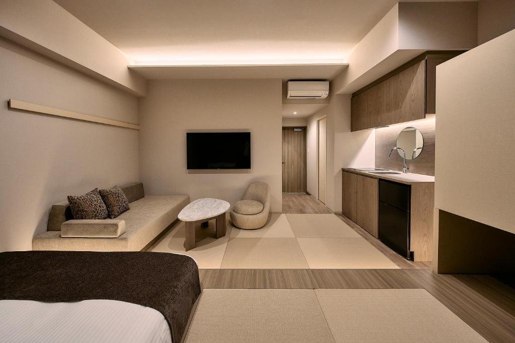 Fav Hotel Hiroshima Stadium