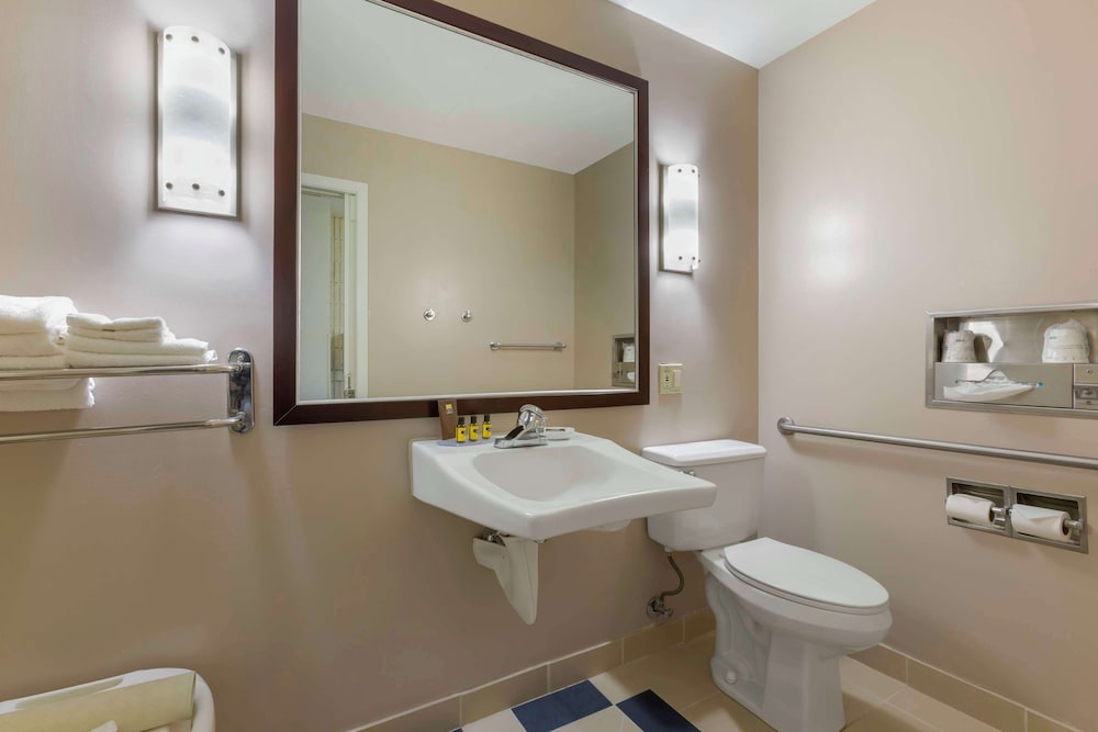 Best Western Plus University Inn