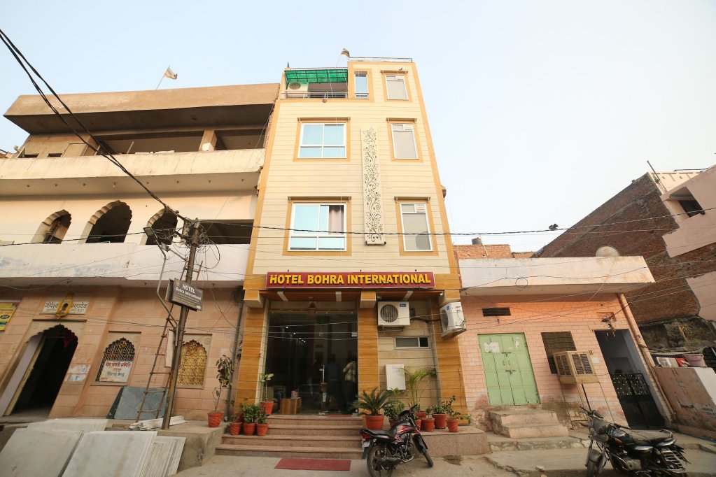 Hotel Jai Ambay International by OYO