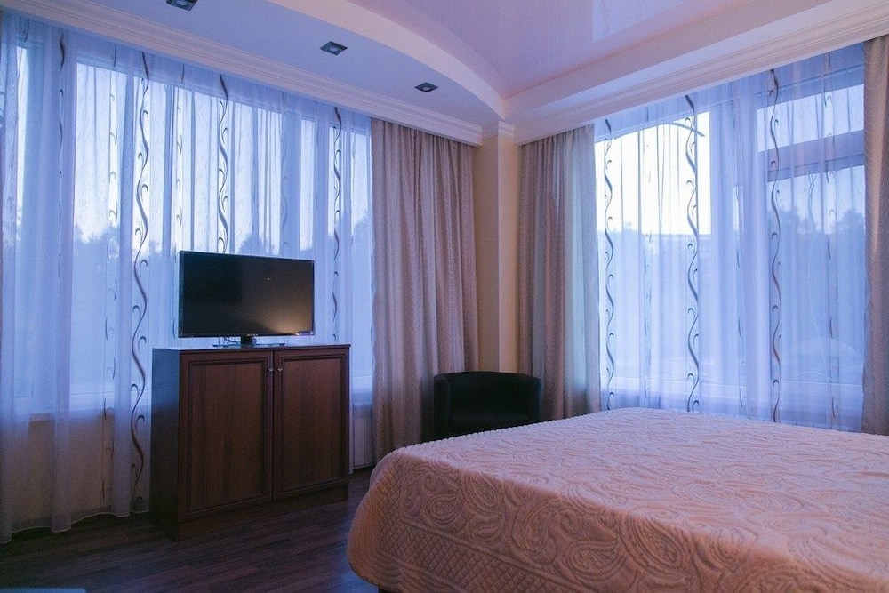 Hotel Yunost
