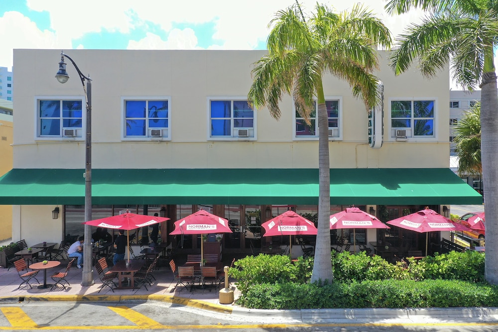 Norman s Hotel and Dining