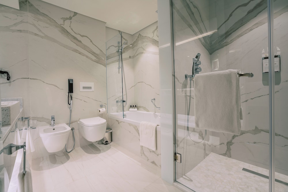 Khalidia Palace Hotel Dubai by Mourouj Gloria