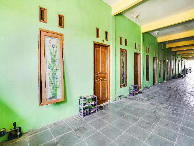 Gamping Homestay Syariah by OYO