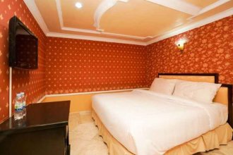 Istana Permata Dinoyo by OYO Rooms