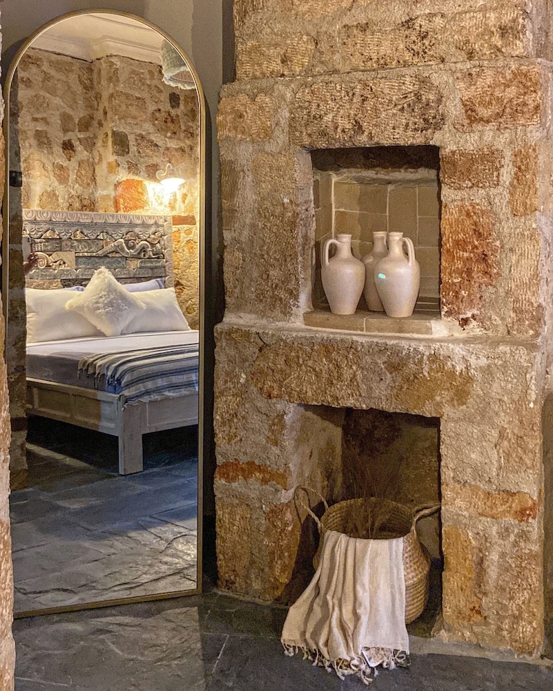 Noa's Boutique Hotel