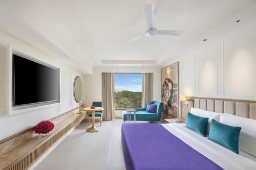 Aurika, Mumbai Skycity