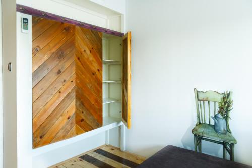 ArkaBarka Floating Hostel and Apartments