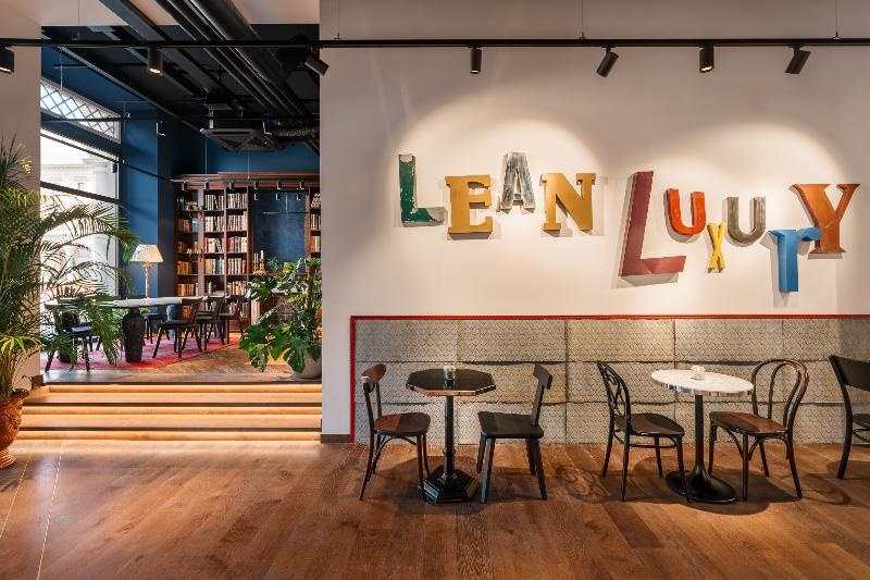 Ruby Bea Hotel & Bar