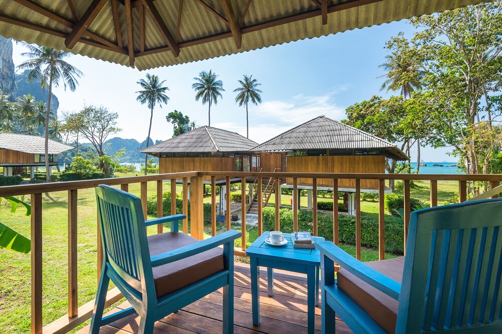 Tinidee Hideaway Tonsai Beach Krabi SHA Extra Plus
