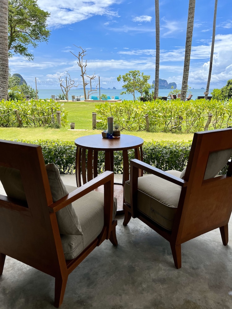 Tinidee Hideaway Tonsai Beach Krabi SHA Extra Plus