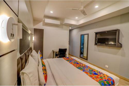 FabHotel F9 Kirti Nagar