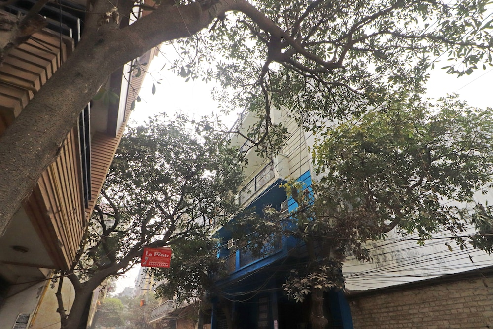 Hotel Trendy residency