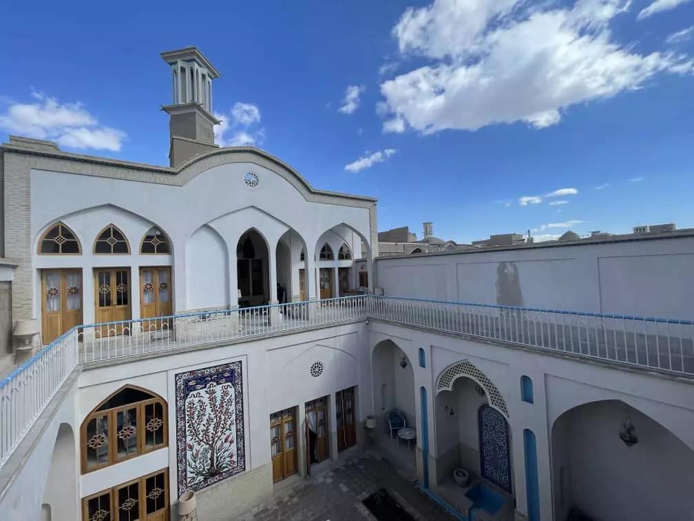 بوتیک هتل سرای رزاس