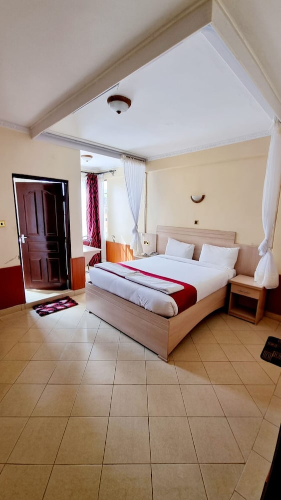 Heritage Breeze Hotel