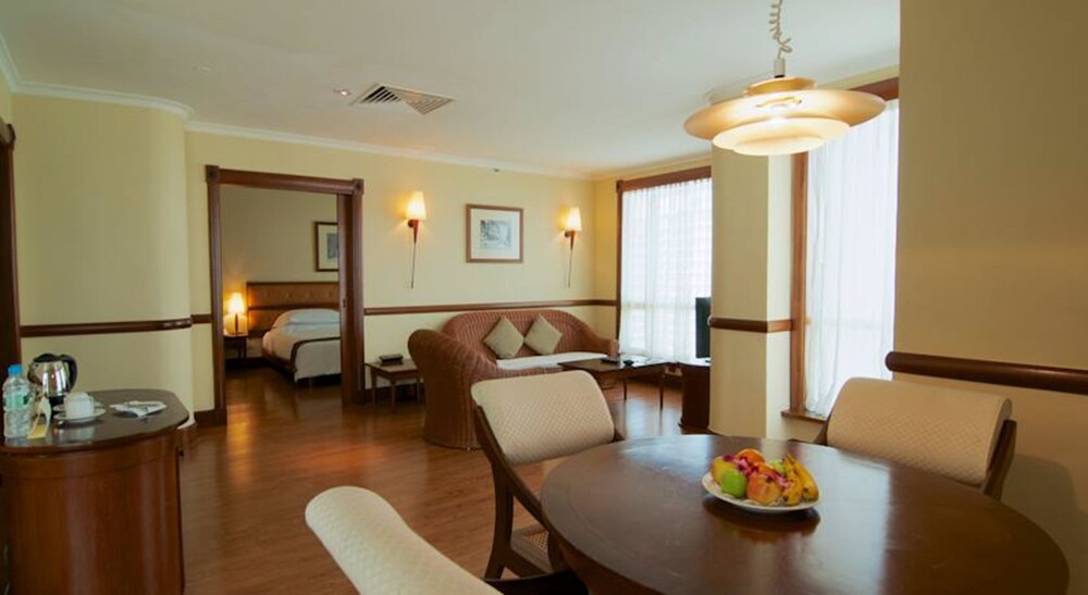 The Millen Penang, Autograph Collection