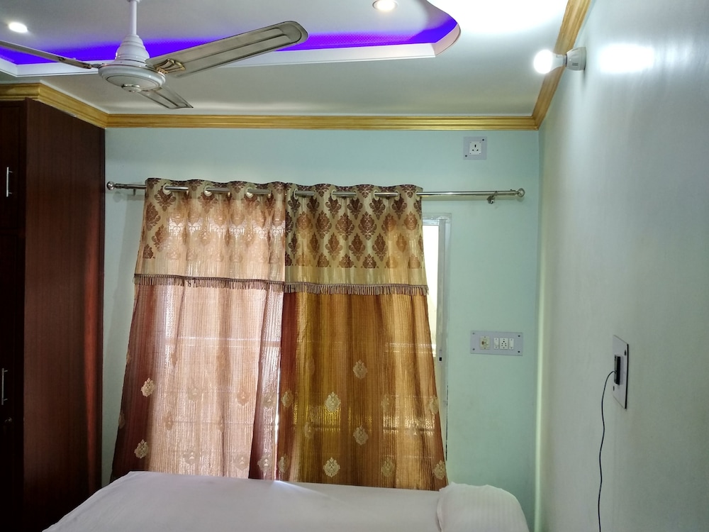 Om Shanti Guest House