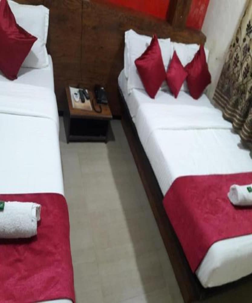 Hotel Sai Leela Residency