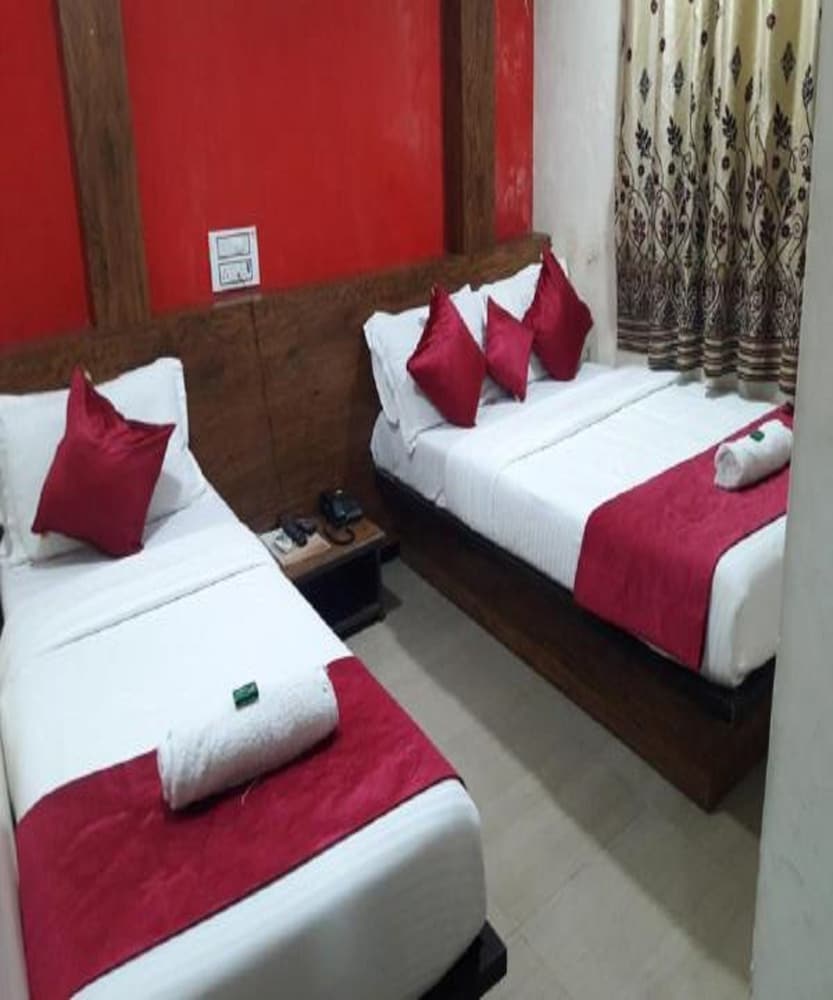 Hotel Sai Leela Residency