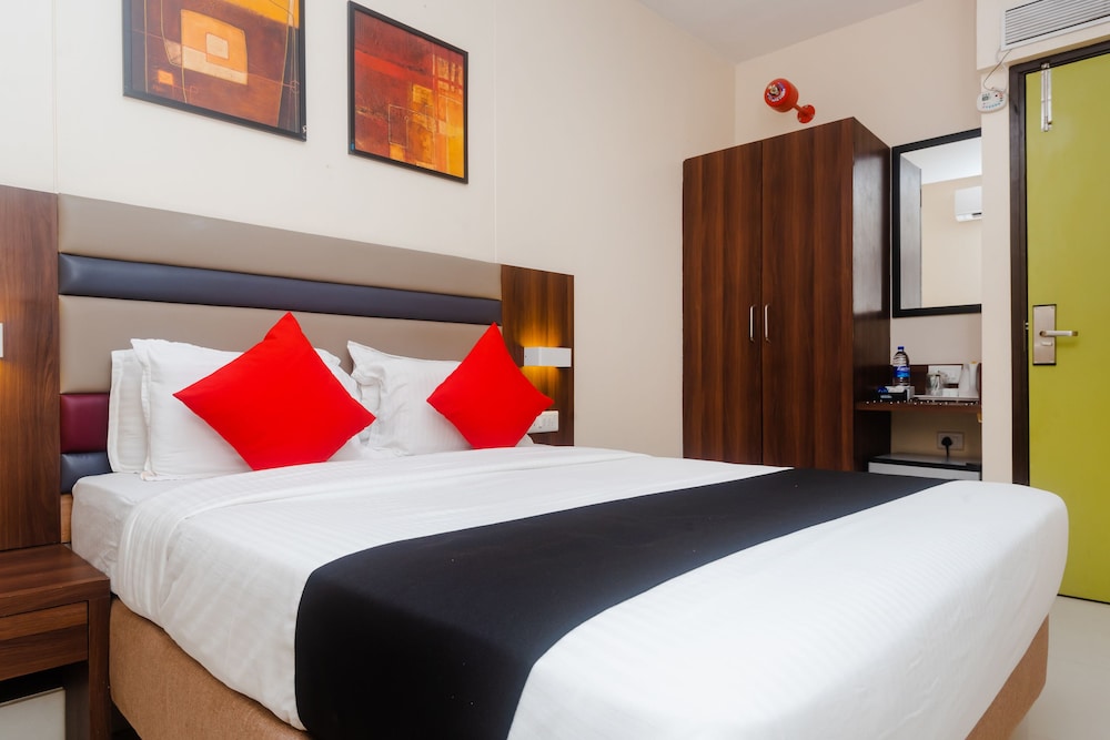 FabHotel Regal International Mumbai International