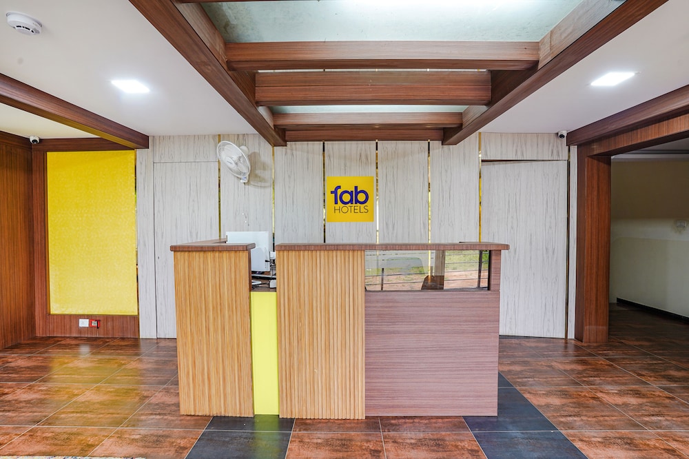 Fabhotel Sky View Palace