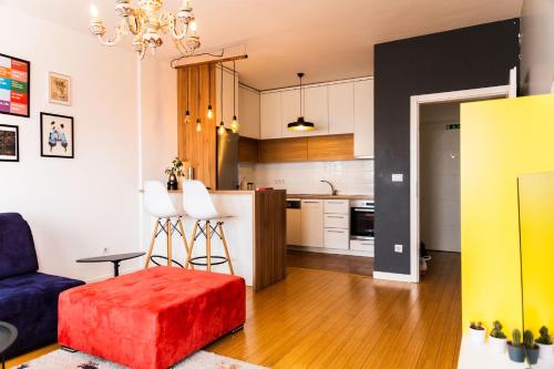 Modern apartment with a view feels like home