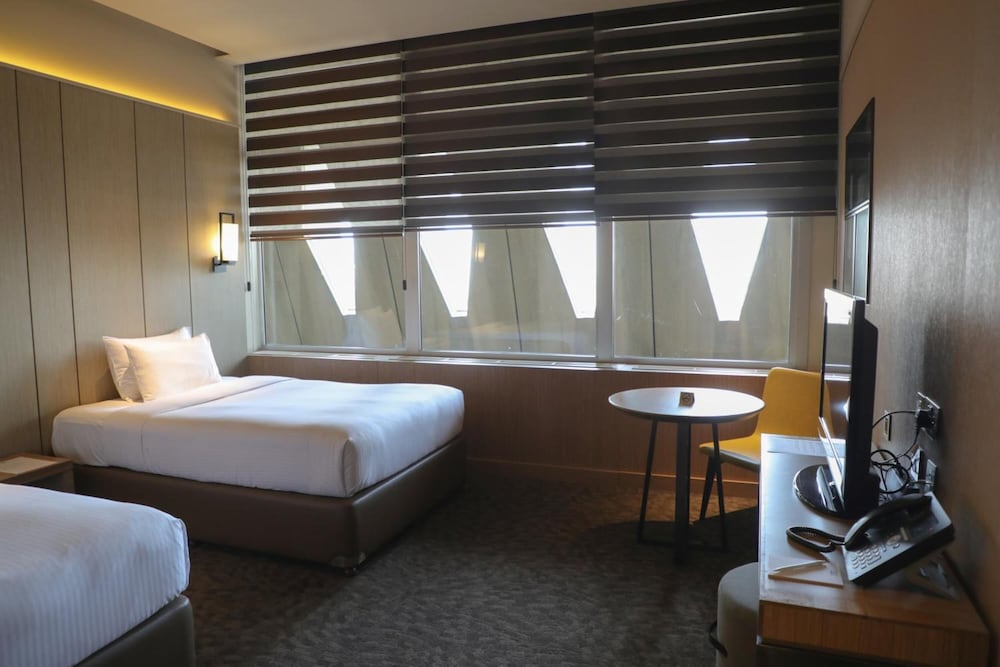 Abu Dhabi Airport Hotel T1 International Departures