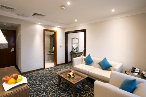 Carlton Tower Hotel Dubai