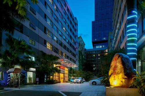 Sentosa Hotel Shenzhen Majialong Branch