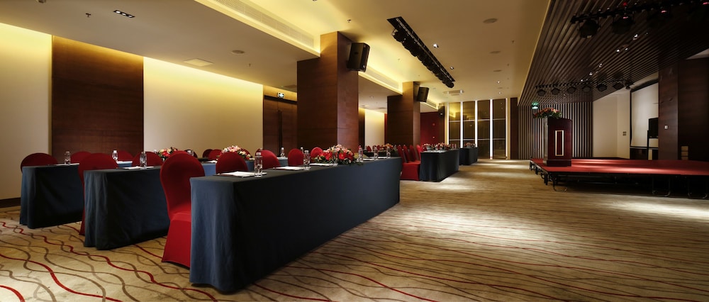 Lia Charlton Hotel Shenzhen