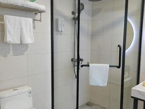 GreenTree Inn Shenzhen Kengzi Express Hotel