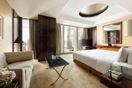 Pudong Shangri-La East Shanghai