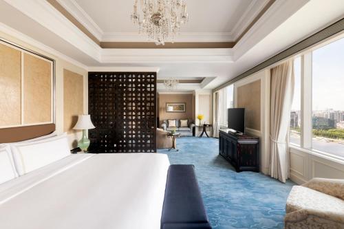 Pudong Shangri-La East Shanghai