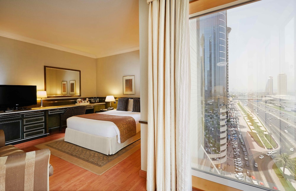 Millennium Plaza Downtown Hotel